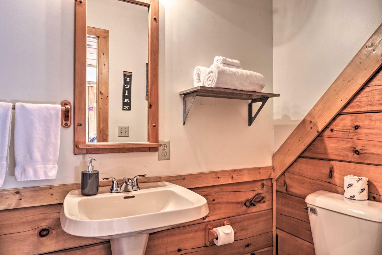 Cozy Cabin With Hot Tub In The Heart Of Pigeon Forge Villa Exterior foto